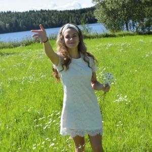 Meet your Posher, Hannah